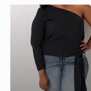 All Worthy one-sleeve top